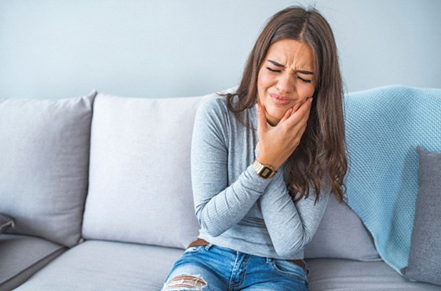 Woman with a toothache